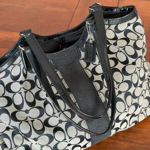Coach F28503 Black and Grey Signature Tote